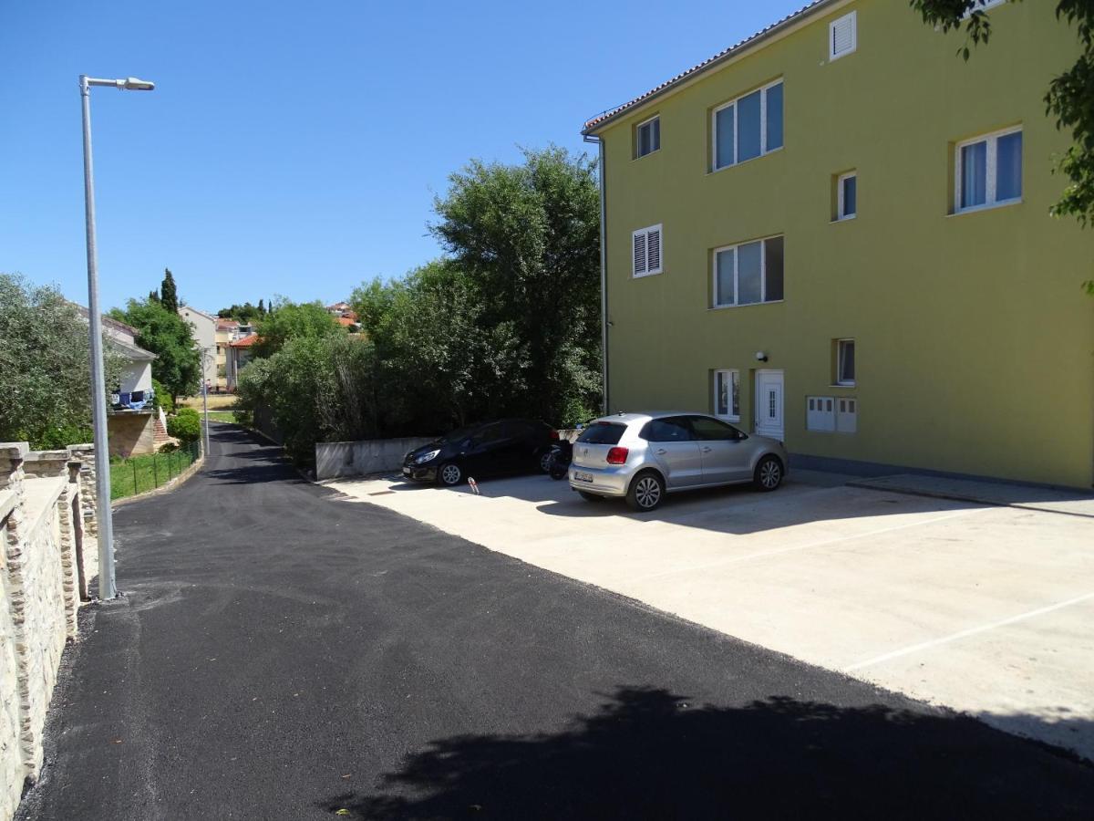 Apartments Kate Муртер Екстер'єр фото