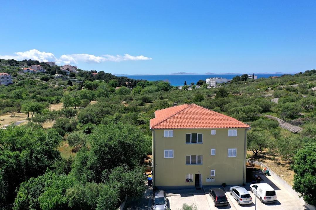 Apartments Kate Муртер Екстер'єр фото