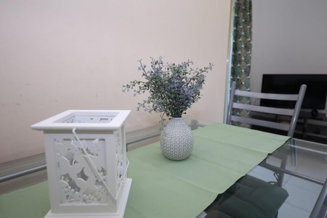 Apartments Kate Муртер Екстер'єр фото